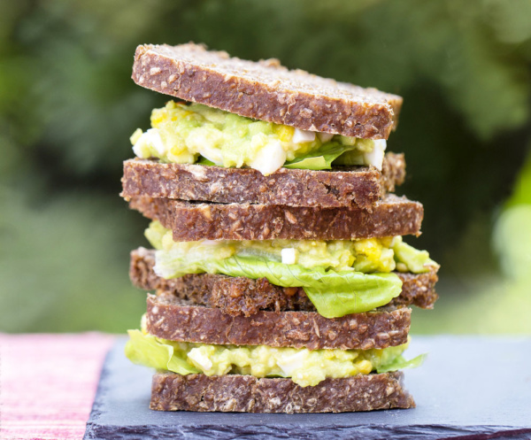 egg salad sandwich 